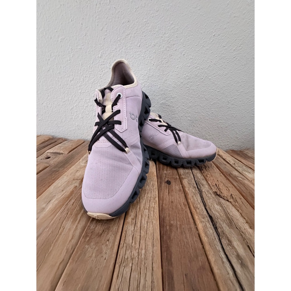 On Cloud X Running Shoes Size W8 Lavender Purple Lightweight Sneakers